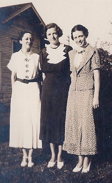 Alice Switzer, Margaret Hendricks, Sopha Switzer